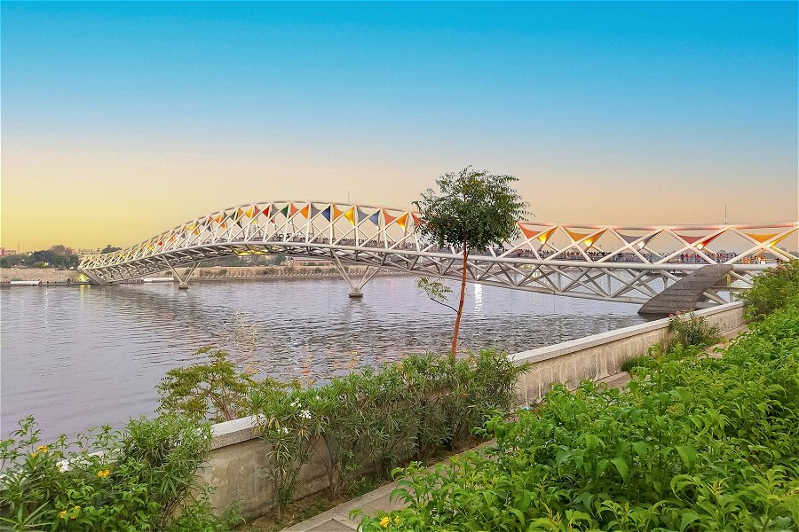 Atal footbridge &copy;Romi Kalathiya