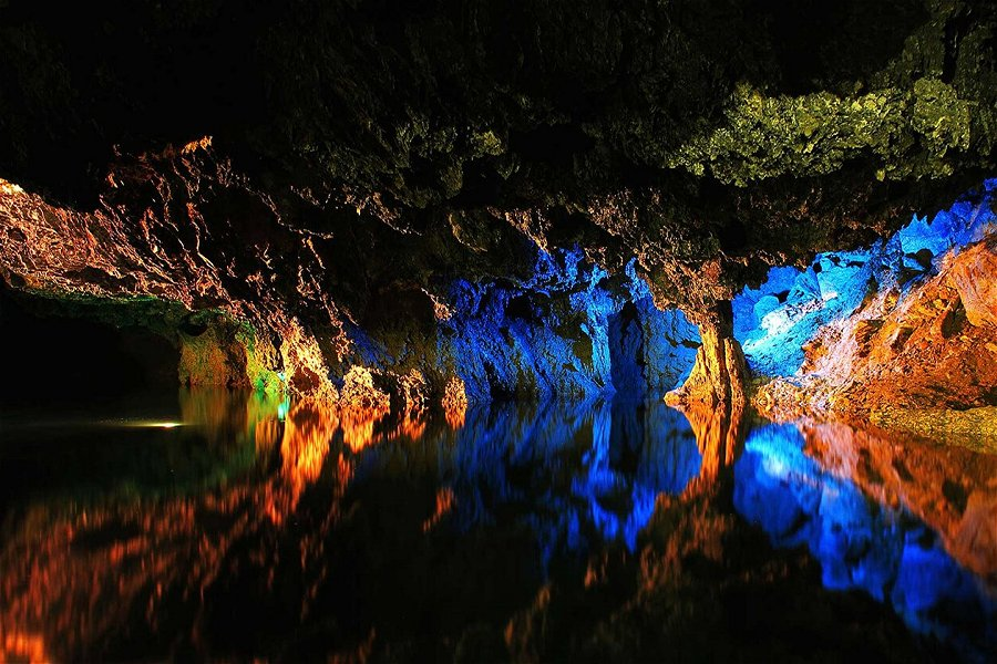 Ali-Sadr Caves