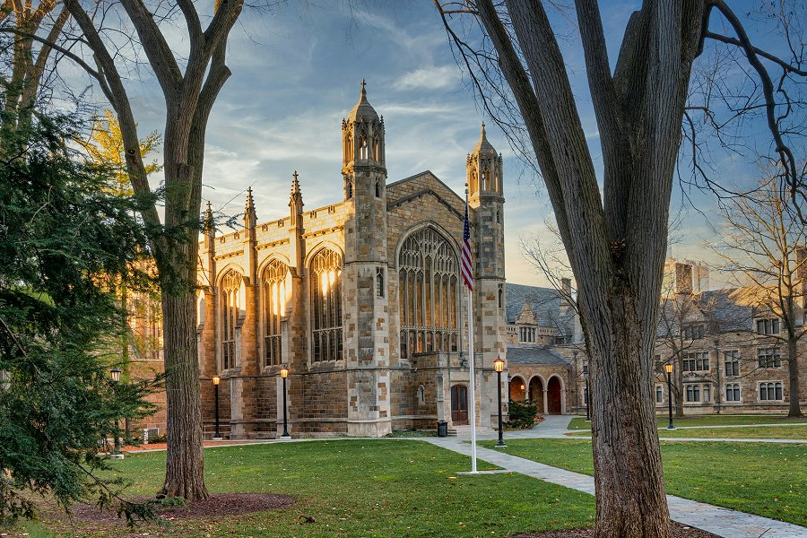 Law quad dining hall &copy;Brad Switzer