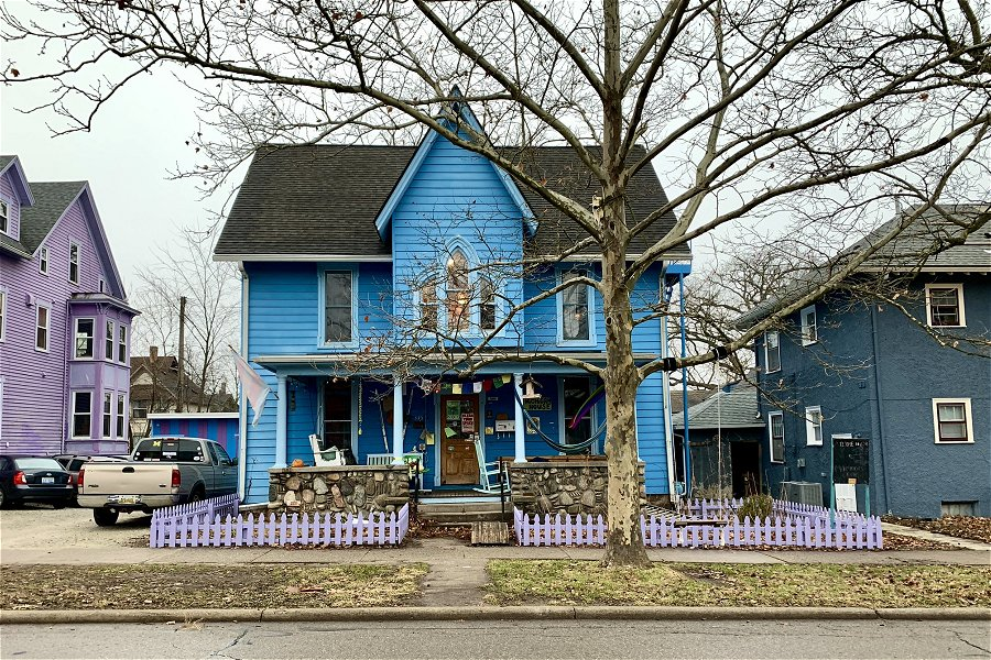 House on State Street &copy;Dennis Sparks