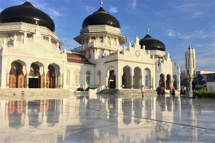 Baiturrahman Grand Mosque &copy;Olya Wijaya