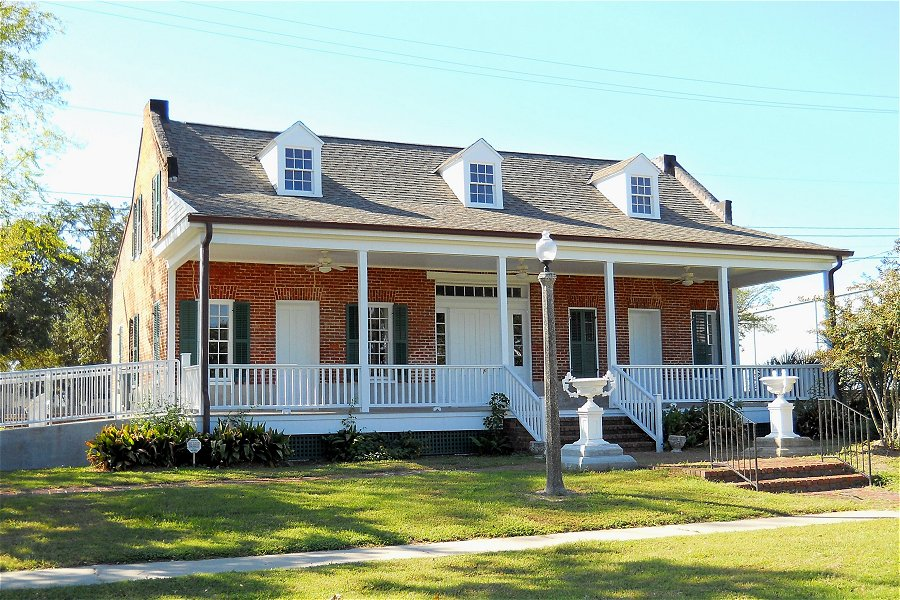 The Old Brick House &copy;Woodlot