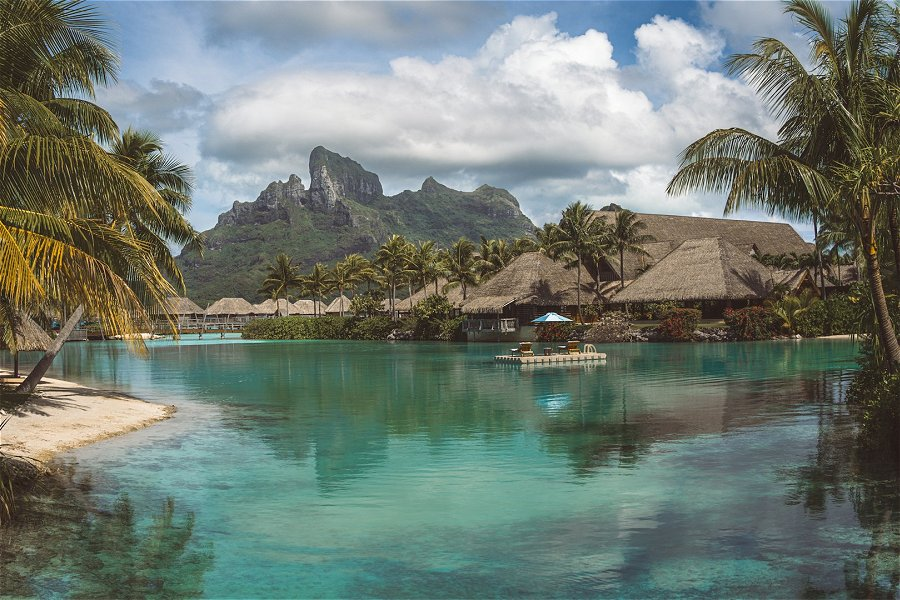 Bora Bora &copy;John Ko