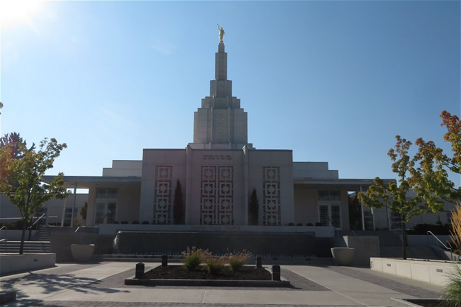 Idaho Falls Temple &copy;Ken Lund