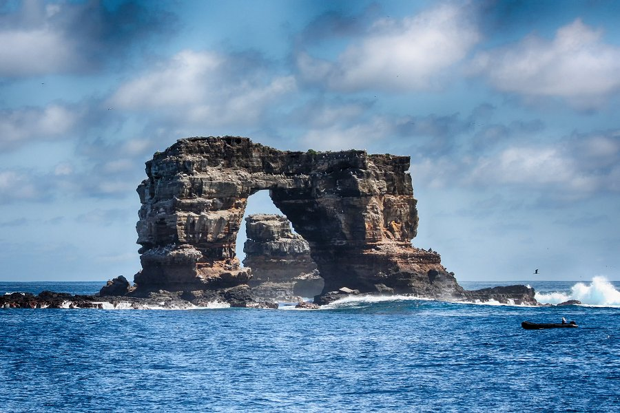 The former Darwin's Arch that collapsed in 2021 &copy;Antje Schultner