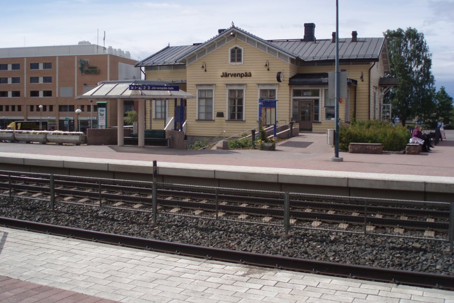 J&auml;rvenp&auml;&auml; Railway Station &copy;Teme