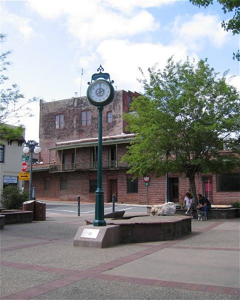 Memorial Clock