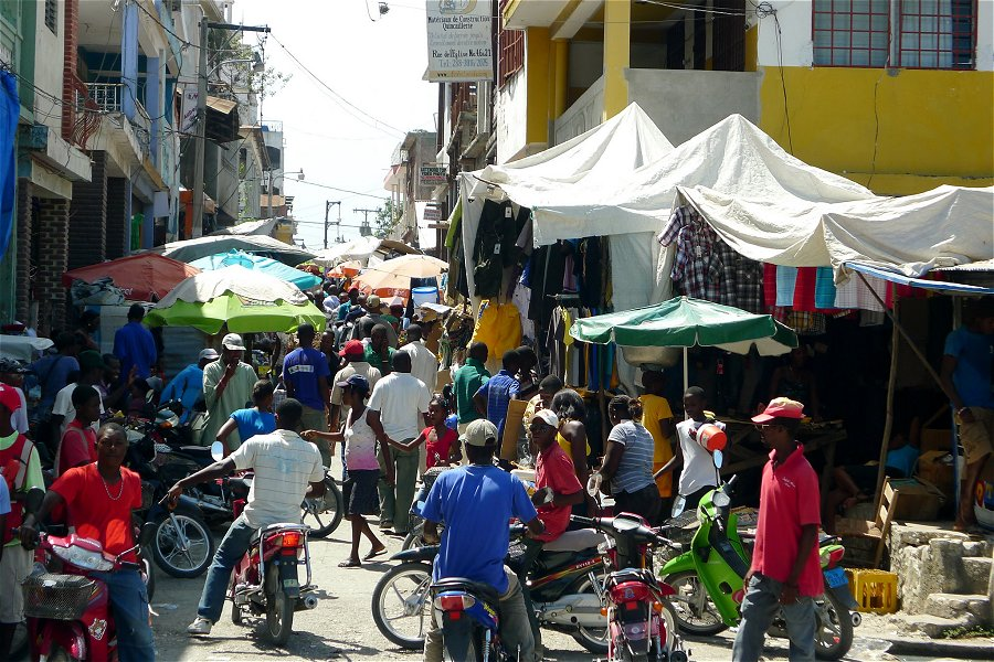 Market &copy;Sharon