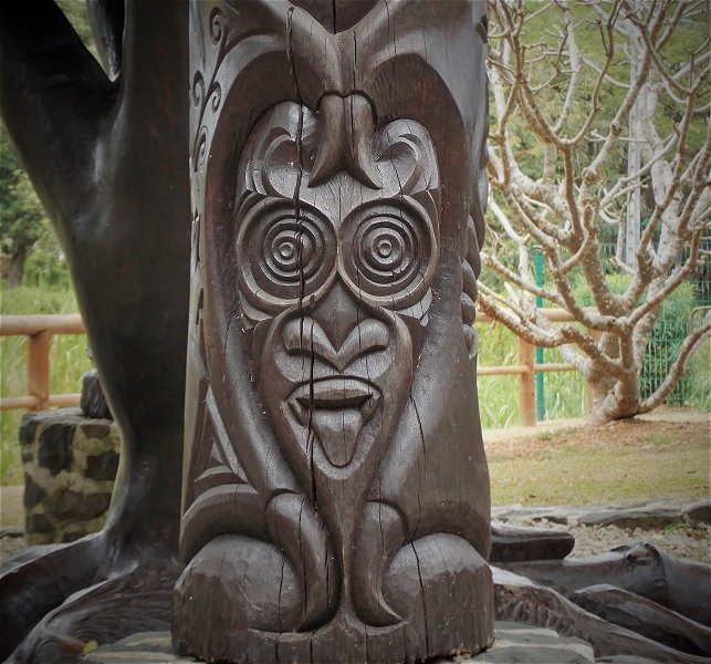 Wood carving &copy;G&eacute;rard