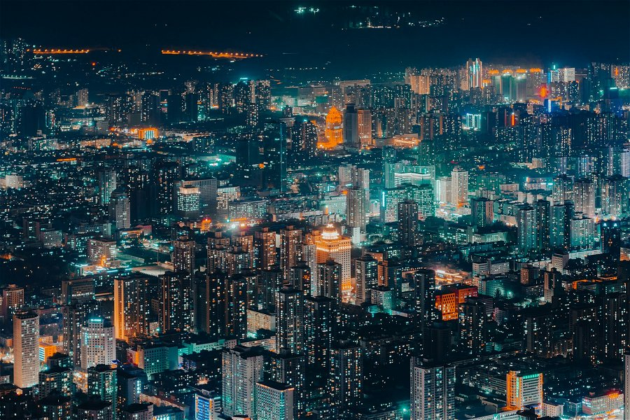 Lanzhou by night &copy;Archcookie