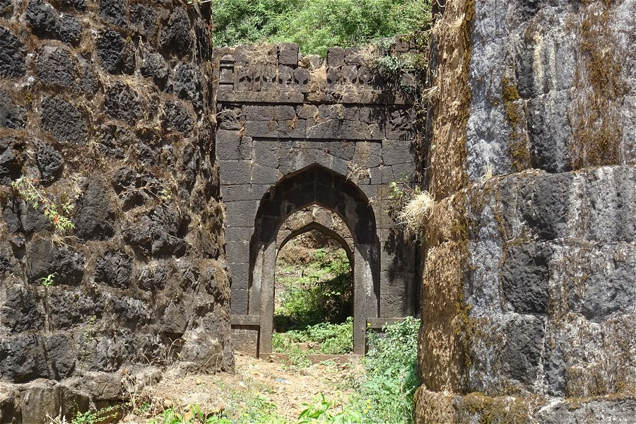 Pratapgarh Fort &copy;David Lowry