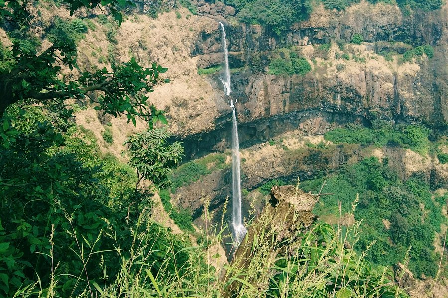 Lingamala Waterfall &copy;Vansh Salvi