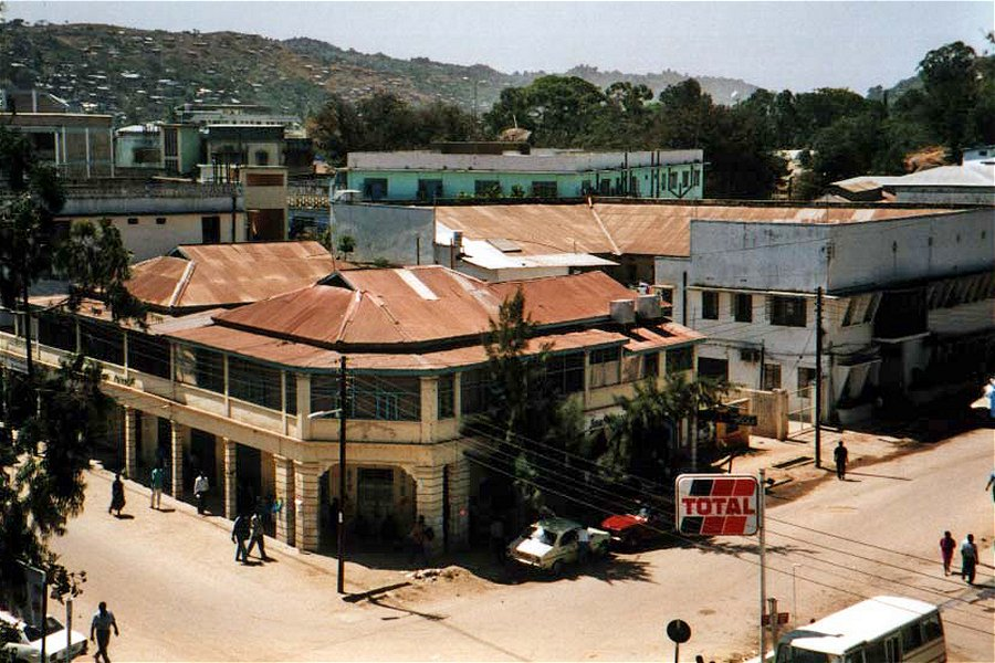 Mwanza &copy;Ruth Hartnup