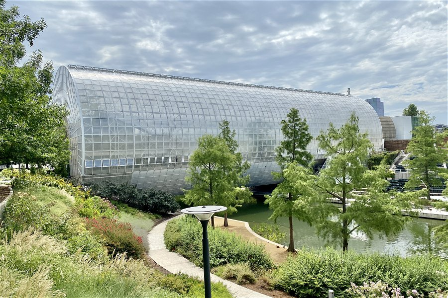 Myriad Botanical Gardens &copy;W. Lemay
