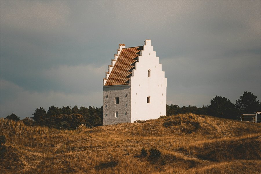 Den Tilsandede Kirke &copy;Alfred Morsing