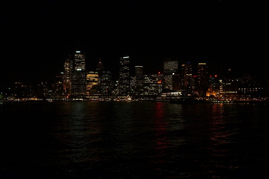 Sydney by night &copy;Wim van 't Einde