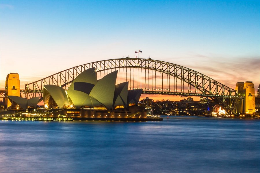 Opera House and Harbor Bridge &copy;Photoholgic