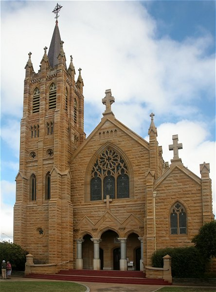 St. Mary's Catolic Church &copy;Bert Knottenbeld