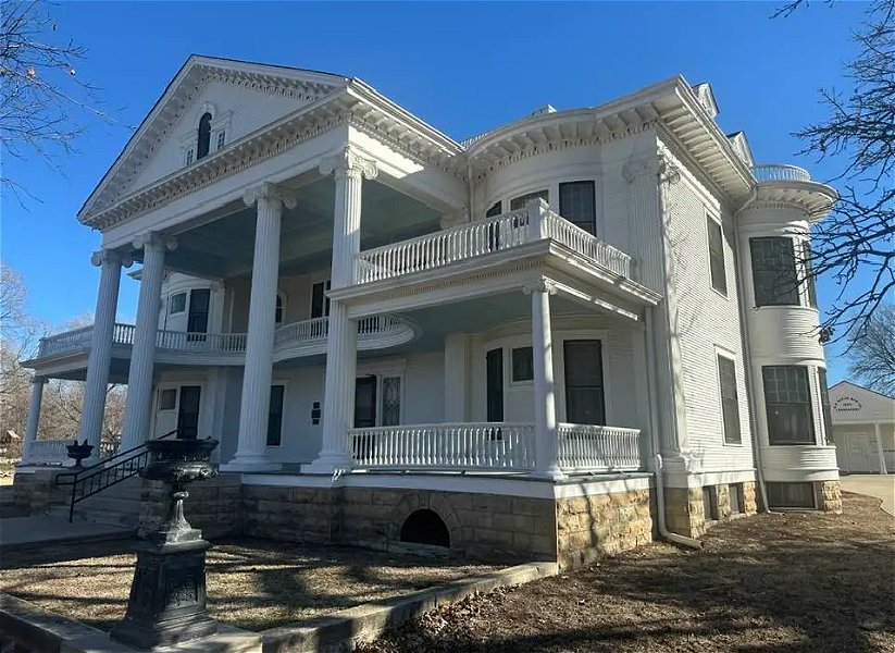 Lebold Mansion