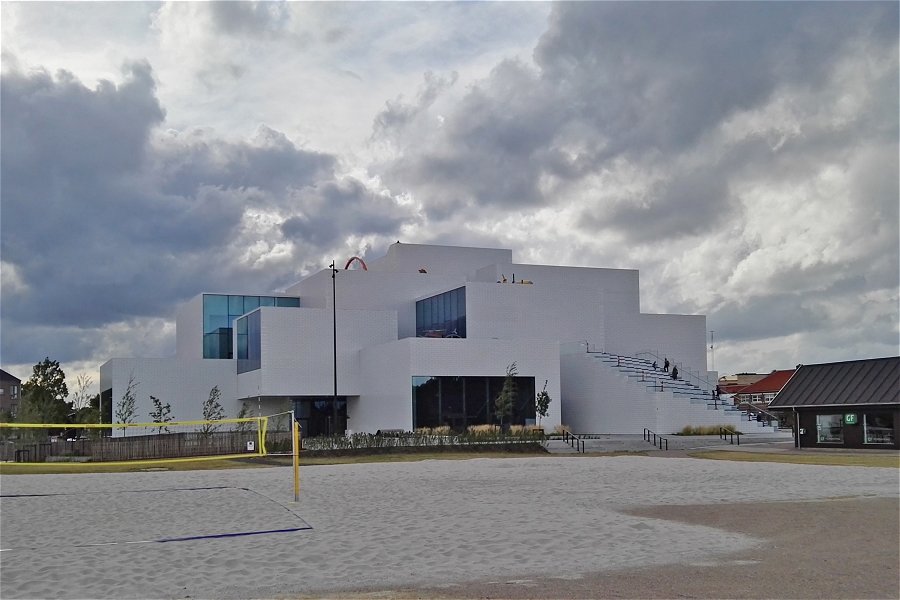 Lego House