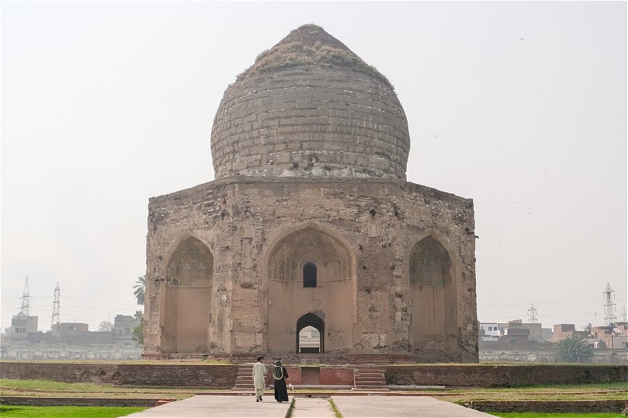 Tomb of Asif Khan