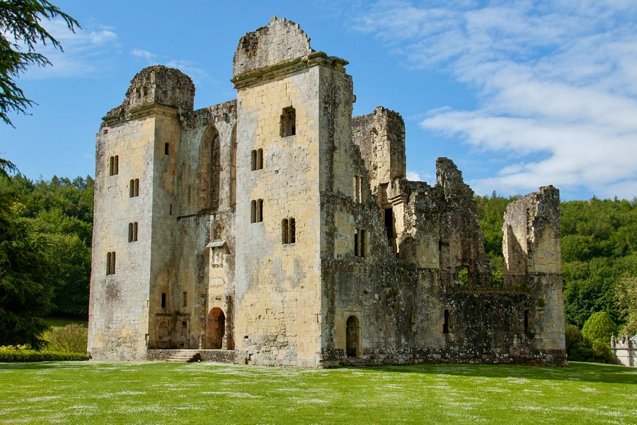 Old Wardour Castle ©Nick Fewings Old Wardour Castle