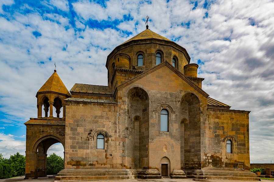Saint Hripsim&eacute; Church